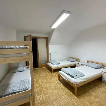 Buzahouse Любляна