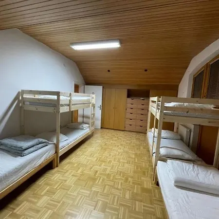 Hostel Buzahouse Lublana